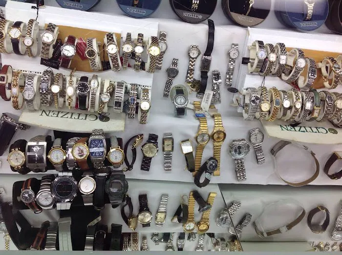 S & E Jewelry and Gifts 4