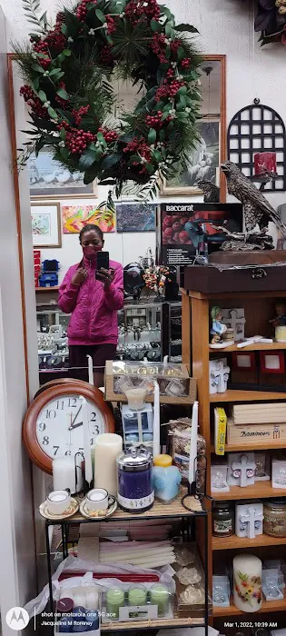 S & E Jewelry and Gifts 4