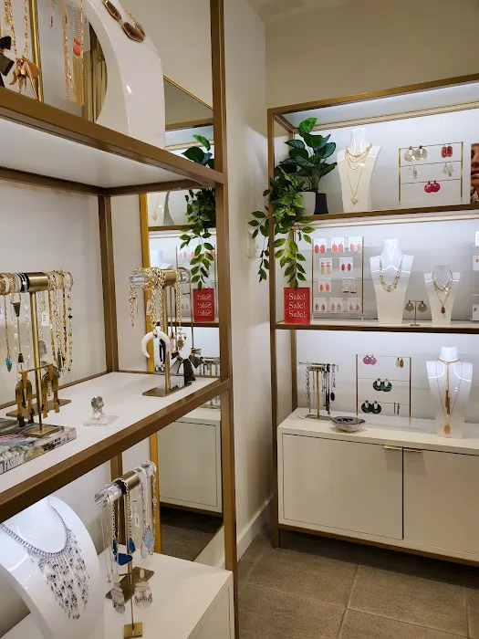 Kendra Scott 5