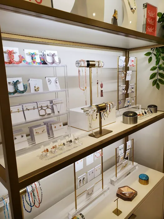 Kendra Scott 5