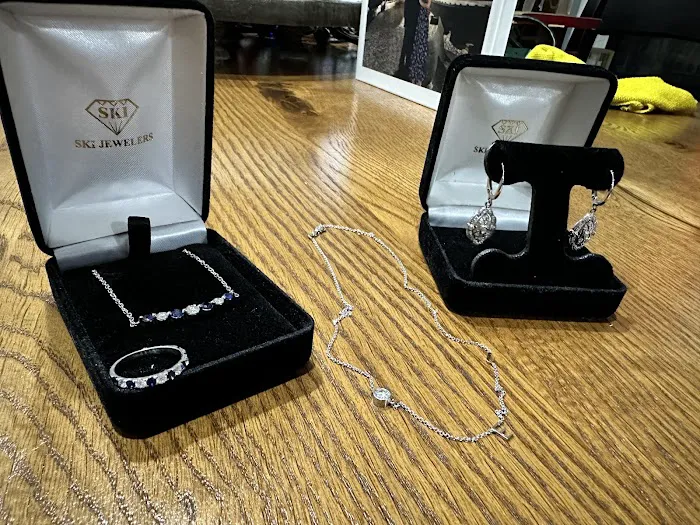 Ski Jewelers 4