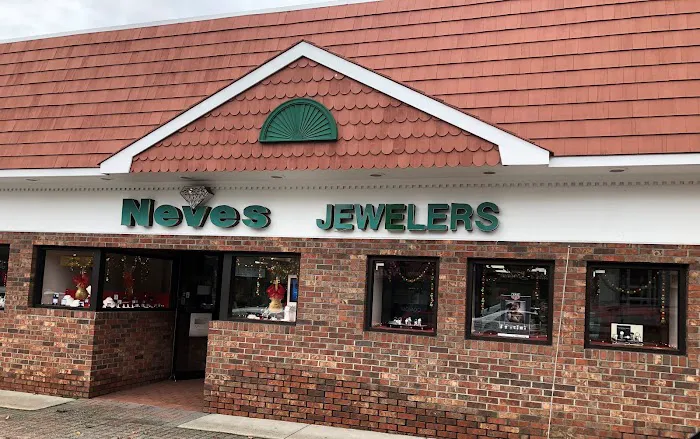 Neves Jewelers Inc 5