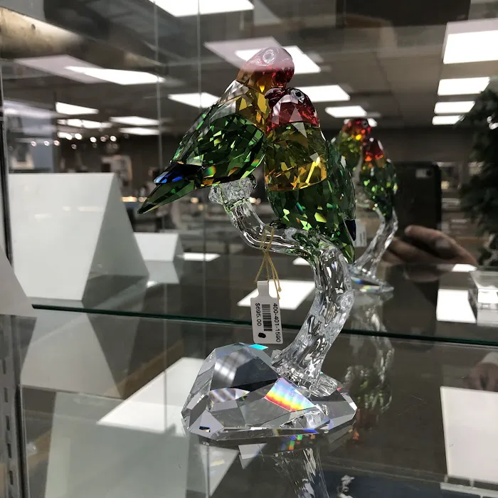 Neves Jewelers Inc 5