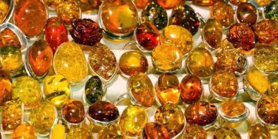 Holiday Gift Shops