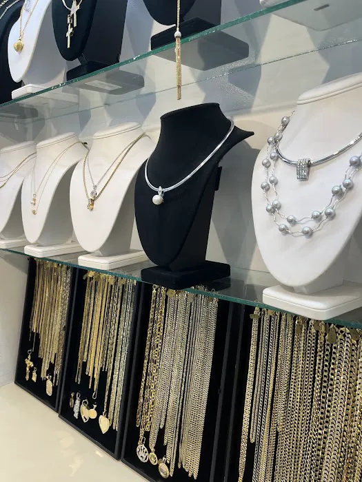 B&M Jewelers 4