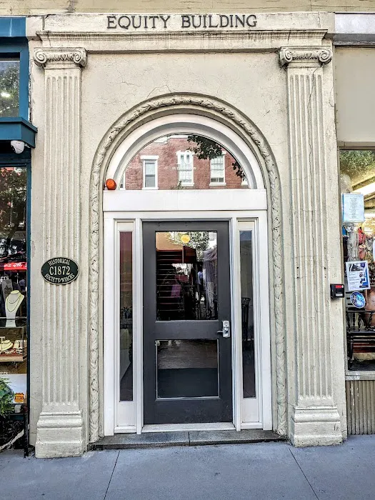 Metal and Stone Jewelers 4
