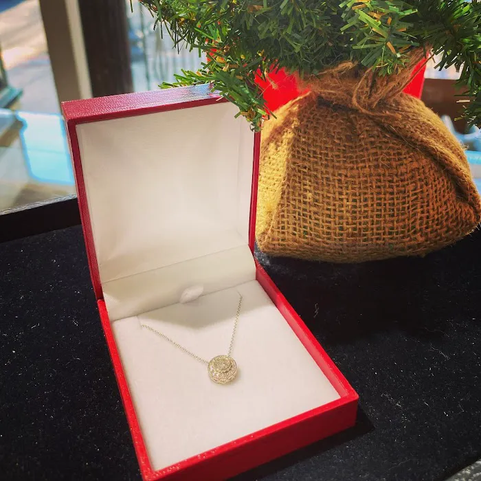 Holston Jewelers 4