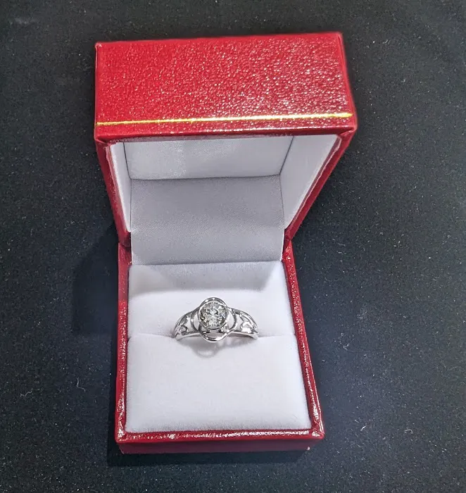 Holston Jewelers 4