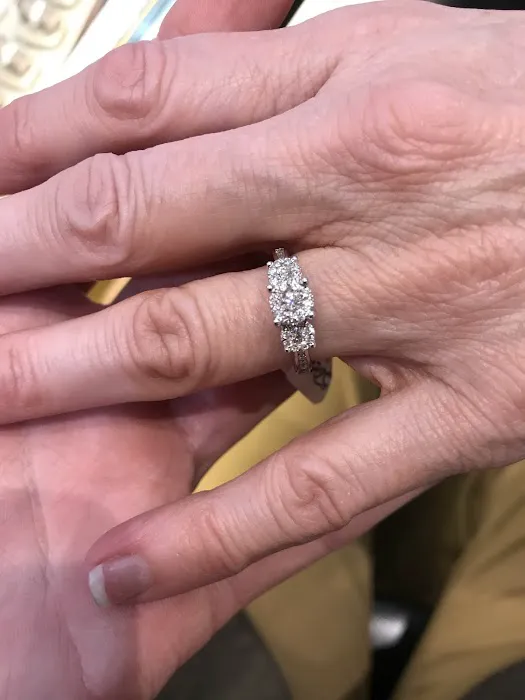 Sweet Feelings Jewelers 4