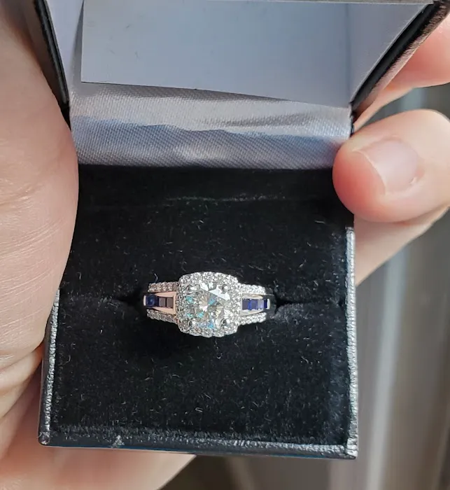 Sweet Feelings Jewelers 4
