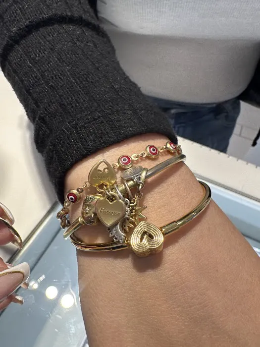Pandora 4