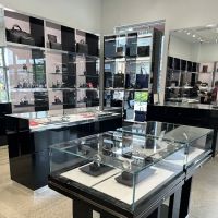 Montblanc Boutique Woodbury ico