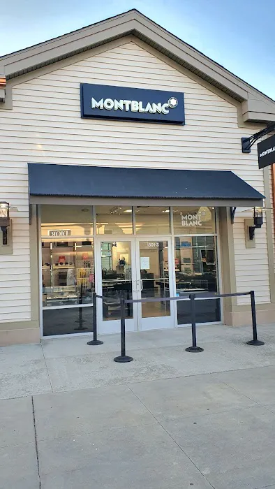 Montblanc Boutique Woodbury 5