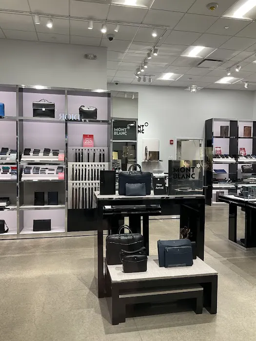 Montblanc Boutique Woodbury 5