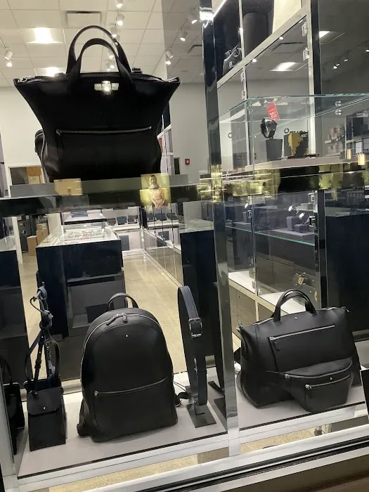 Montblanc Boutique Woodbury 5