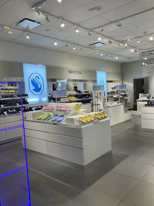 Swarovski Woodbury Outlets 5