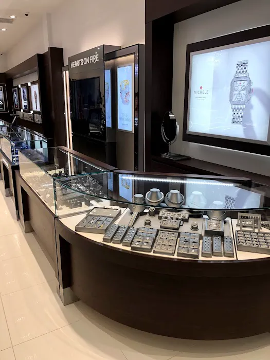 Safa Jewelers 4