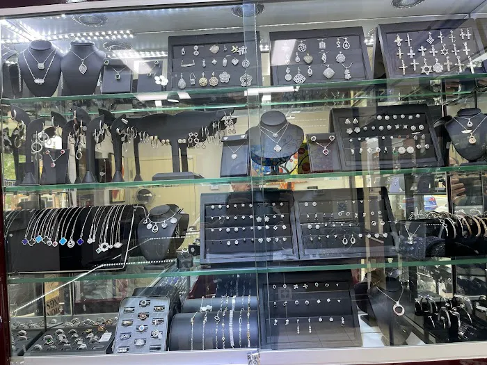 A&J JEWELERS 4