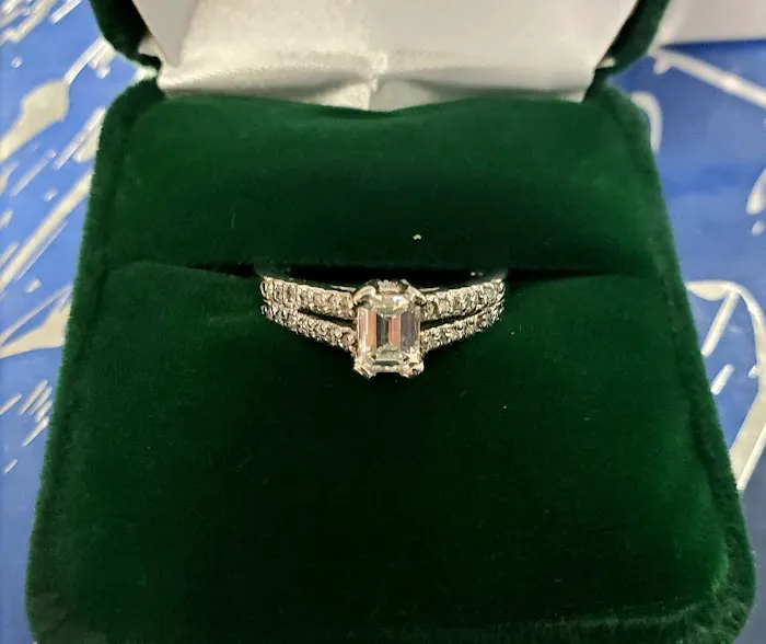 G Thomas Jewelers 4
