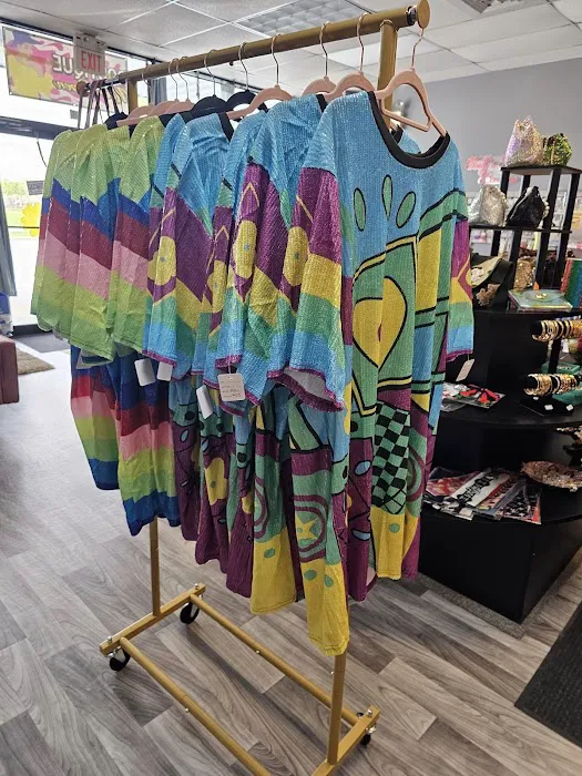 Nestly's Treasures Boutique 4