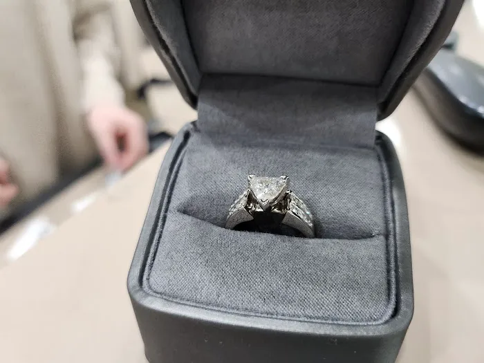 Beverly Palm Jewelers 4
