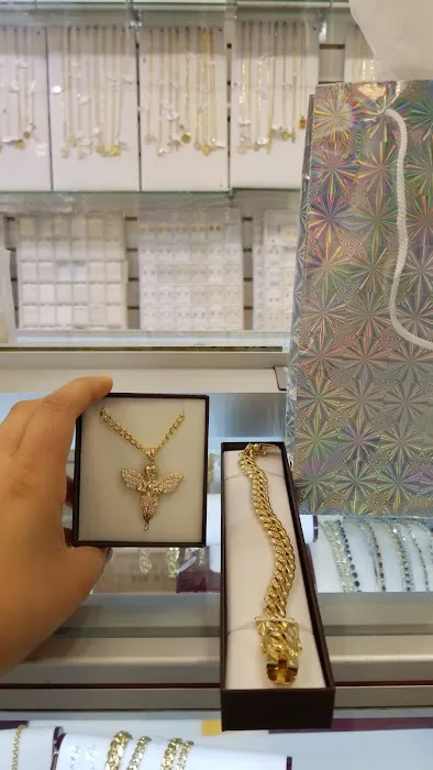 Elizabeth & Co. Fine Jewelry 4