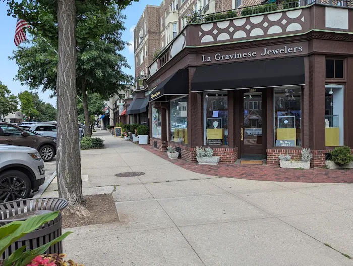 LaGravinese Jewelers 4