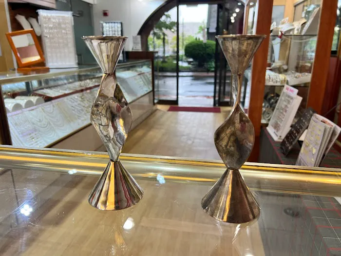 Ideal Fine Jewelers 4