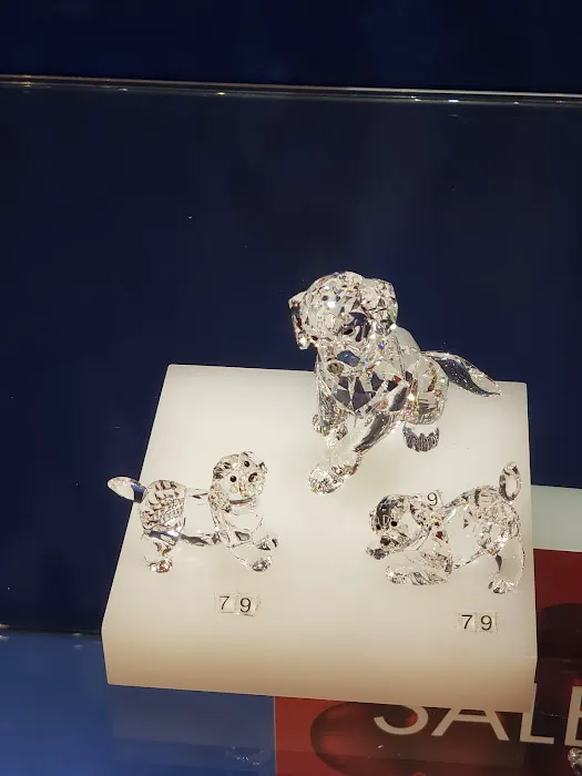 Swarovski 4