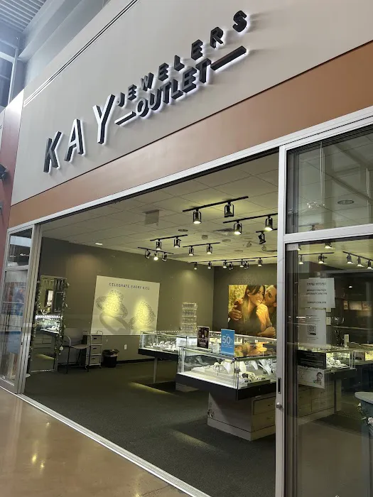 KAY Outlet 4