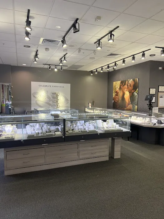 KAY Outlet 4