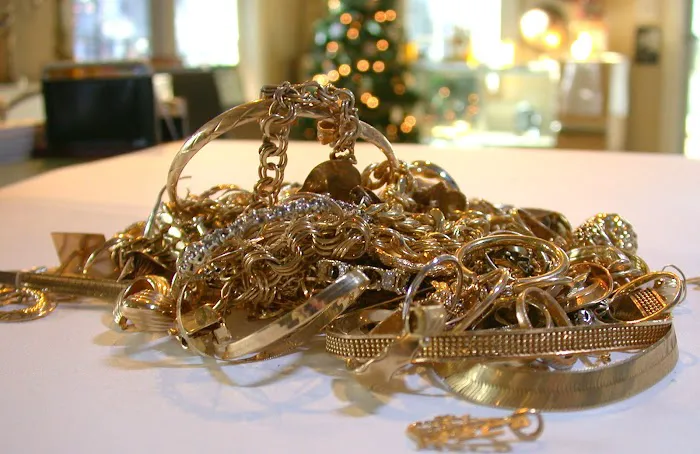 AD GOLD EXCHANGE JEWELRY BUYER & COIN DEALER 4