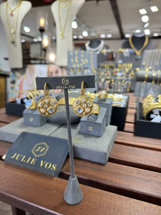 Divine Jewelers 4