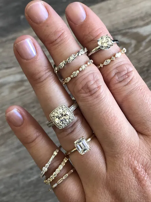 G & W Jewelers 4