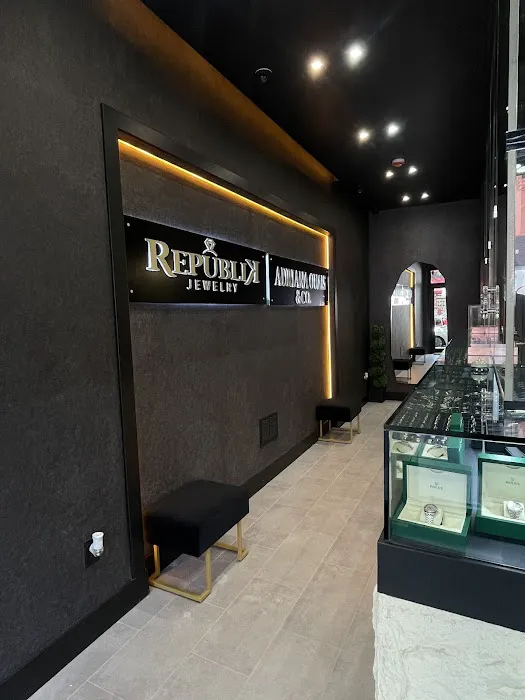 Republik Jewelry 4