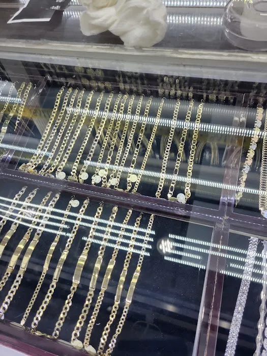 Reina Jewelry Corporation 4