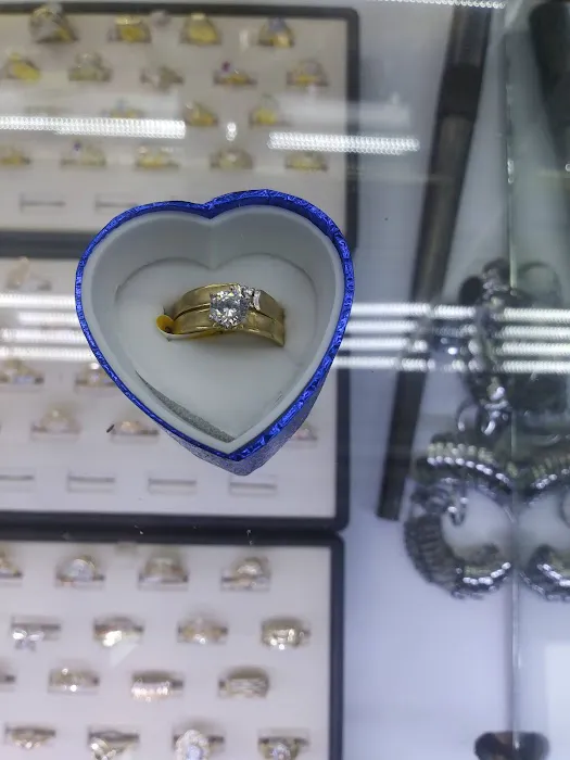 Reina Jewelry Corporation 4