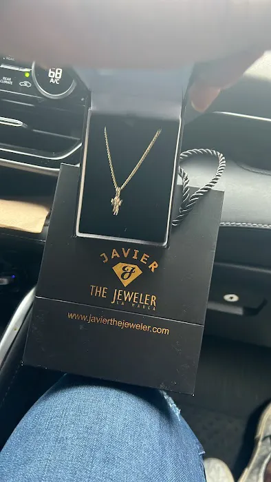 Javier The Jeweler Bronx 4