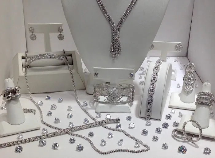 LaGravinese Jewelers of Pelham 5