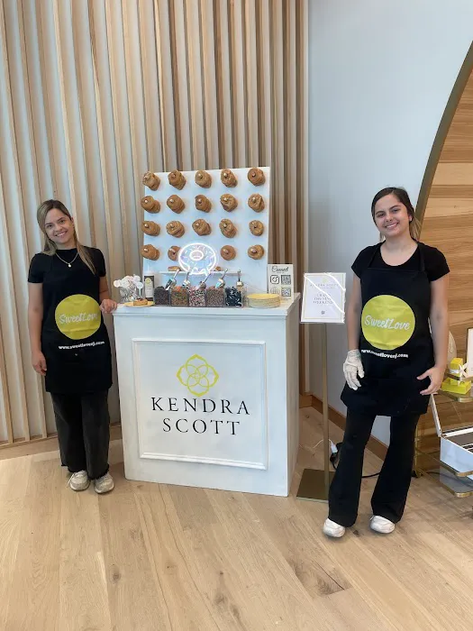 Kendra Scott 4