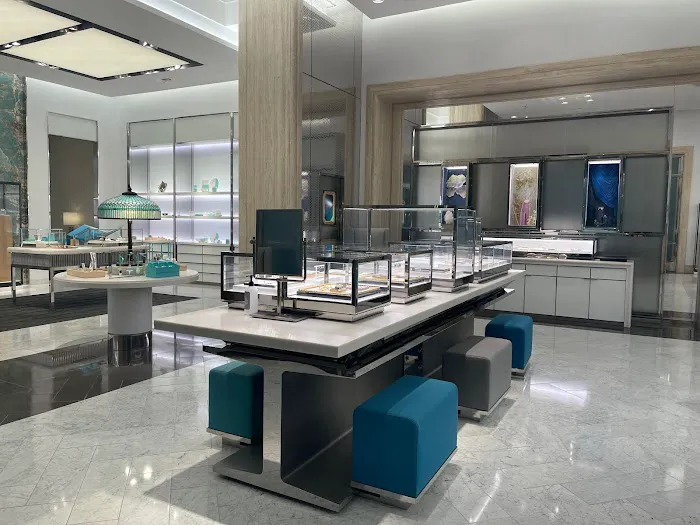 Tiffany & Co. 4