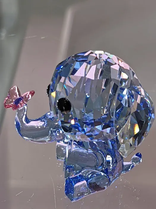 Swarovski 4