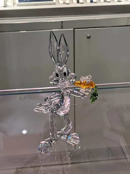 Swarovski 4