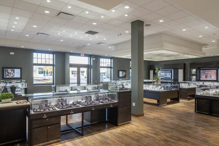 Murphy Jewelers - Lehigh Valley Mall 3