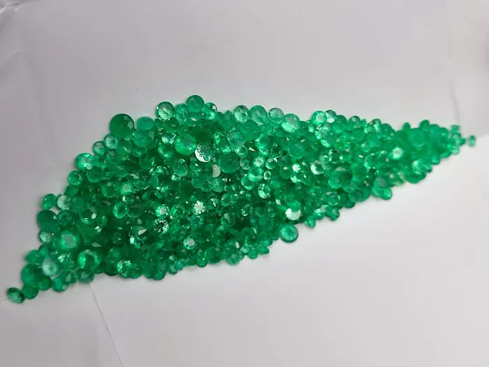 Emerald Prestige 4