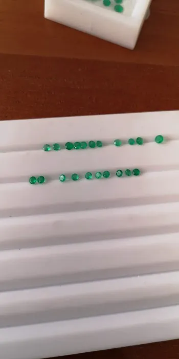 Emerald Prestige 4