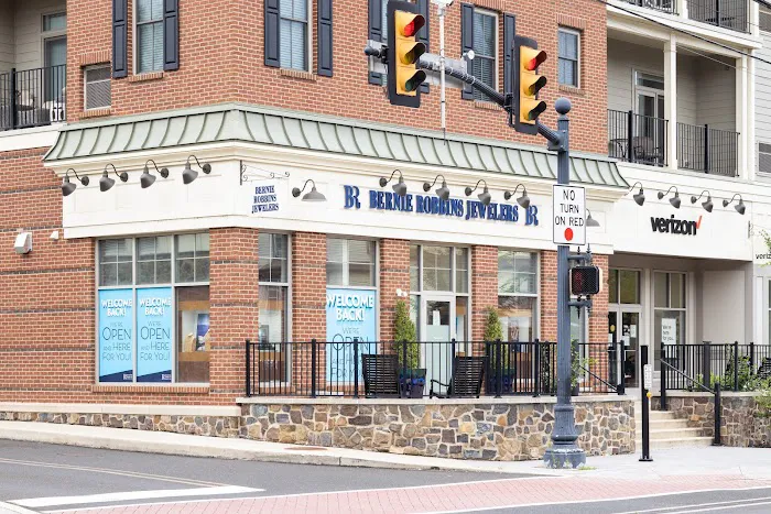 Bernie Robbins Jewelers 4