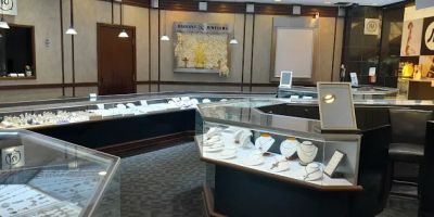 RADIANT JEWELERS RJ