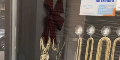 The Throne Jewelry