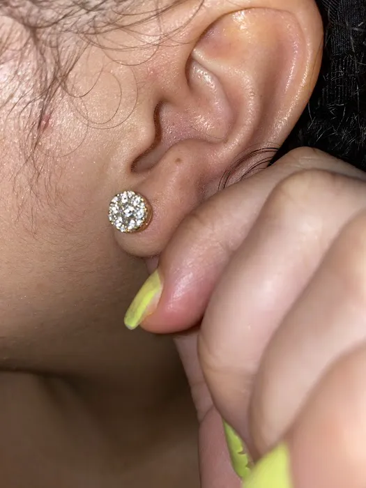 L The Jeweler 4